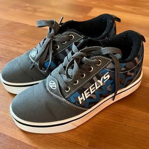 Kids Heelys Sneakers